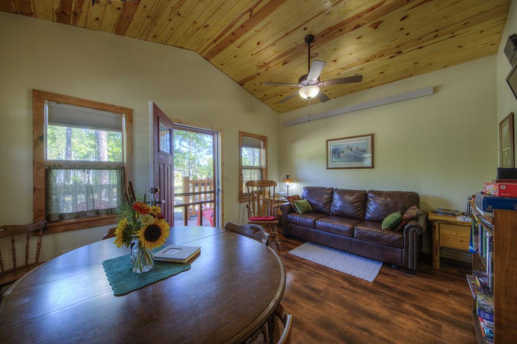 Вілла Yak Ridge Cabins And Farmstead By Mount Rushmore Кістон Екстер'єр фото